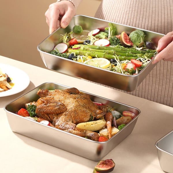 Prato em inox conversível: Conserve e sirva com elegância