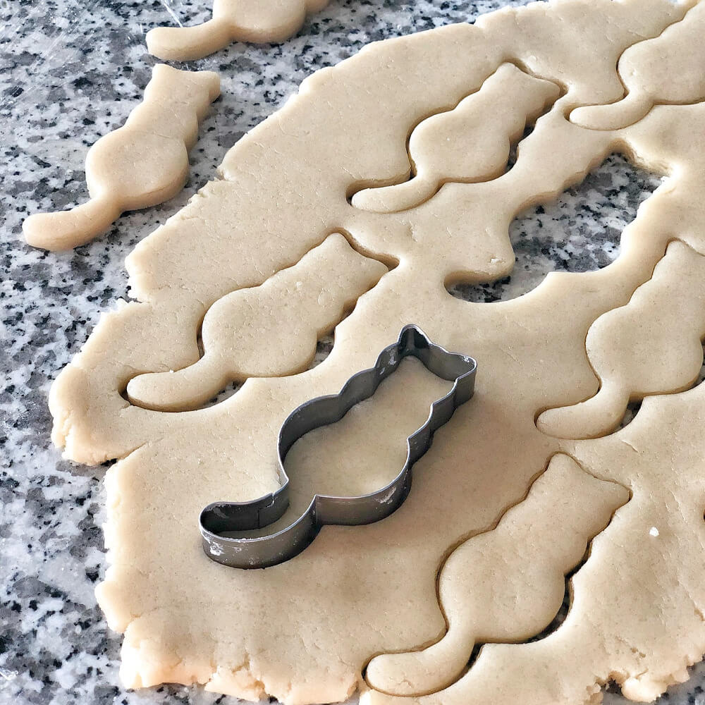 Stålform til at lave katteformede desserter